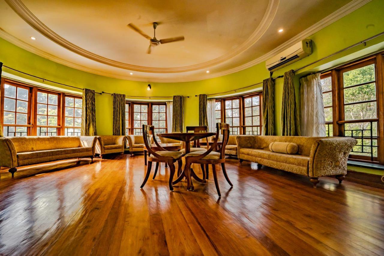 Aranya Nivas Hotel Thekkady Exterior photo