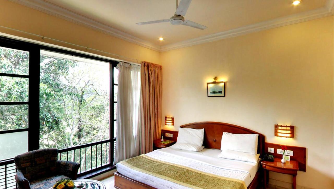 Aranya Nivas Hotel Thekkady Exterior photo
